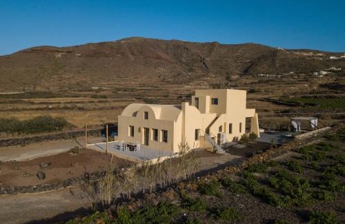 Kamari Villa | Thireon Estate by thireon