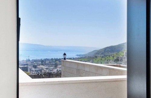 Tiberias Apartment | This apartment is a 1 bedroom(s), 1 bathrooms, located in Tiberias, North District.