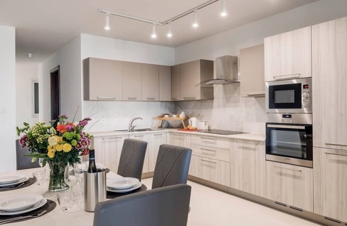 Għadira Apartment | This apartment is a 3 bedroom(s), 3 bathrooms, located in Il-Mellieħa, null.