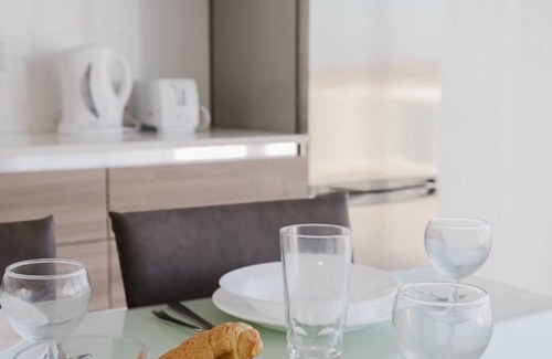 Għadira Apartment | This apartment is a 2 bedroom(s), 1 bathrooms, located in Il-Mellieħa, null.