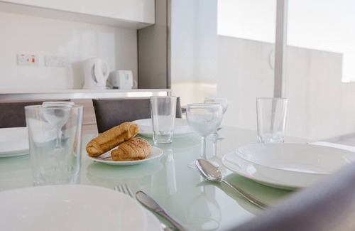 Għadira Apartment | This apartment is a 2 bedroom(s), 1 bathrooms, located in Il-Mellieħa, null.