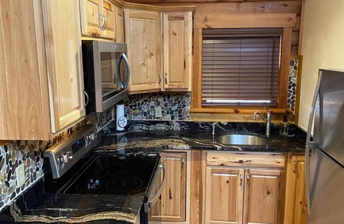Gladehill Cabin | This cabin is a 2 bedroom(s), 1 bathrooms, located in Union Hall, VA.
