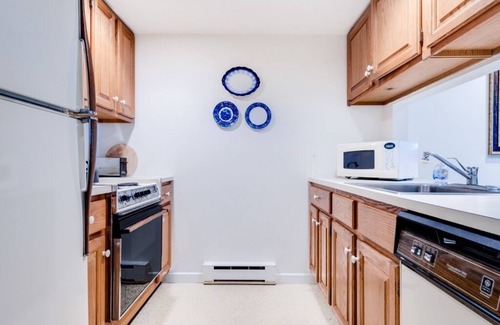 Chautauqua Condo | This centrally located Chautauqua Institution, 2nd floor condo is adjacent to Bestor Plaza