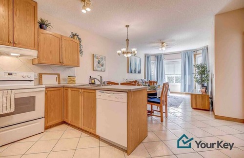 Calgary Condo | This condominium is a 2 bedroom(s), 1 bathrooms, located in Calgary, AB.