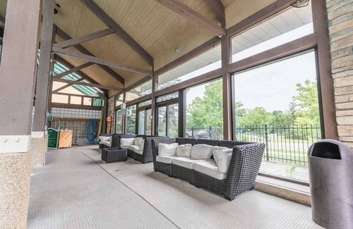 Oro-Medonte Condo | This condominium is a 0 bedroom(s), 1 bathrooms, located in Oro-Medonte, ON.