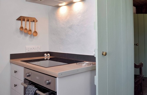 Newchapel Cottage | This cosy semi-detached cottage offers an idyllic couple’s retreat.
