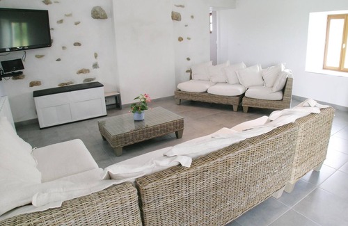 Bois-de-Cene House | This ground-level vacation home welcomes its guests with a magnificent private pool and a spacious t