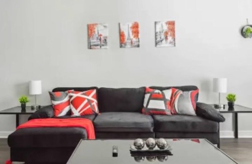 Doctors Inlet Apartment | This is a stylish apt1/bedroom pool/workout , free WiFi , many Great amenities
