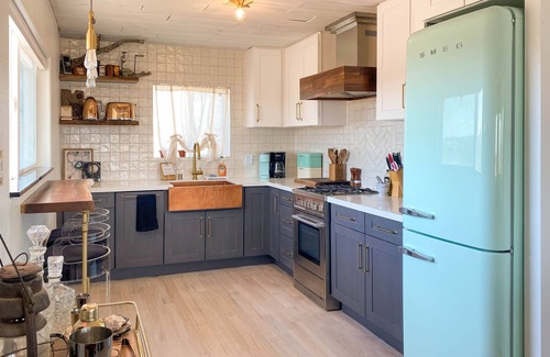Landers House | ◇THIS IS IT◇ Landers Desert Getaway 15 min to Joshua Tree, 1 BR/1BATH