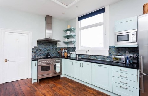 Bath House | This large comfortable rambling Georgian house for 5 with panoramic city views