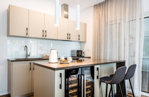 Gornje Planjane House | This luxuriously furnished holiday home is situated on a 1400 m² plot.