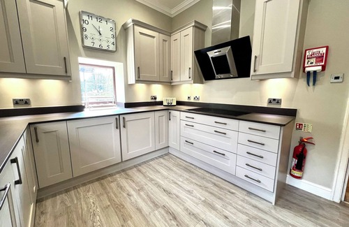 Haworth Apartment | This luxury, boutique style, stone built, 3 bedroom, 2 bathroom apartment by Above Rubies sits directly on Haworth’s renowned cobbled Main Street and is only a stone’s throw from the iconic Parsonage, home to the Brontë sisters.