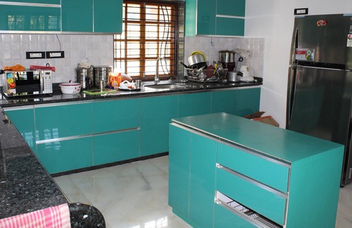 Morjim Villa | This ultra-luxurious villa with contemporary art deco architecture.