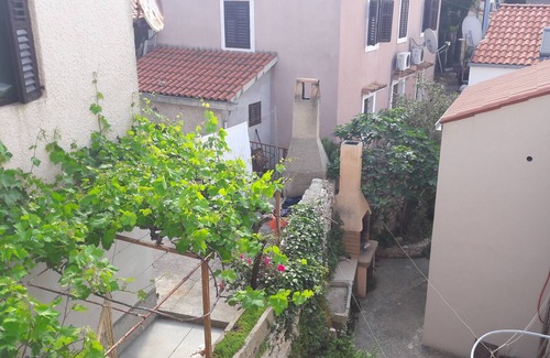 Unije House | This villa comes with a living room and a fully equipped kitchen.