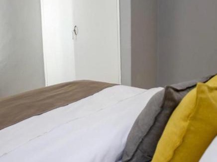 Maun Apartment | Thito Manor Apartment