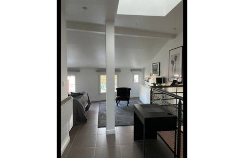 Arcueil Apartment | Thomas Apartment