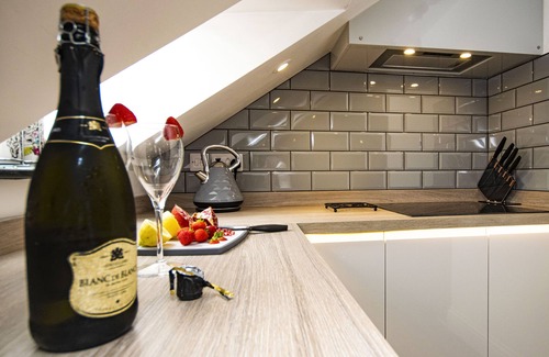 Camborne Cottage | THOMAS CHAMBERS, romantic in Camborne