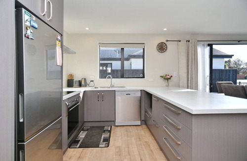 Spreydon House | Thomas Townhouse - Modern townhouse located in Addington