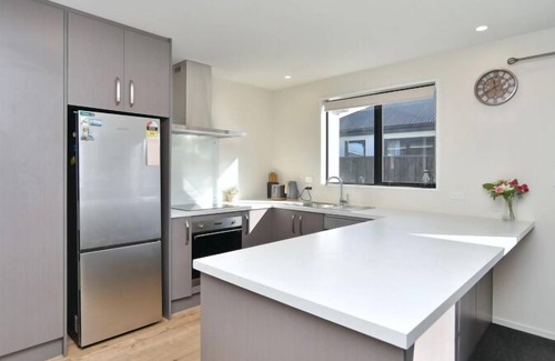 Addington House | Thomas Townhouse-Modern townhouse located in Addington