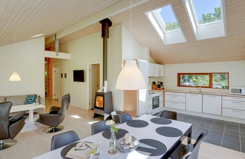 Nordost House | "Thorine" - 750m from the sea by Interhome