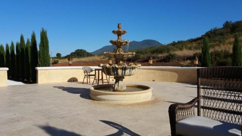 Clear Lake Bed & Breakfast | Thorn Hill Vineyards Villa Suites