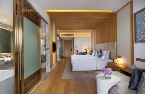 Yazhou District Resort | Thousand Cranes Sanya Yazhou Bay Int'l Exchange Centre