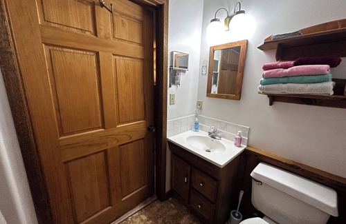 Jamestown Cabin | Three Bear Lodge