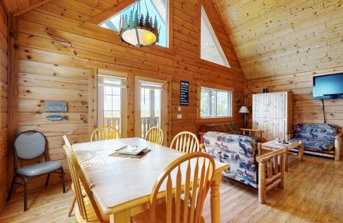 Warrens House | Three Bears Overlook