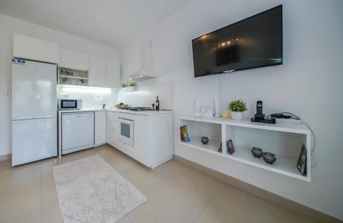 Ston Apartment | Three bedroom apartment with terrace Duba Stonska, Pelješac (A-24112-a)