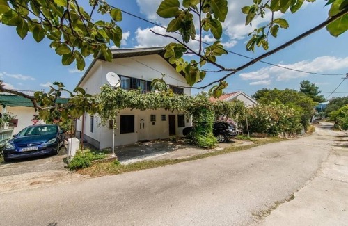 Ston Apartment | Three bedroom apartment with terrace Duba Stonska, Pelješac (A-24112-a)