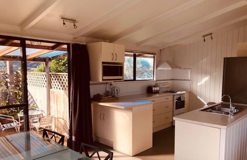 Ostend House | Three Bedroom Family House