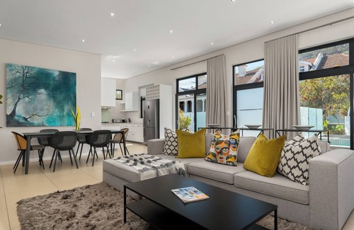Sea Point House | Three Bedroom Family Haven | Sea Point