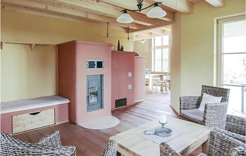 Schillingsfuerst House | Three-Bedroom Holiday Home In Schillingsfurst