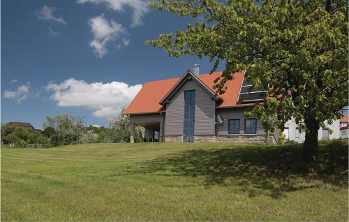 Schillingsfuerst House | Three-Bedroom Holiday Home In Schillingsfurst