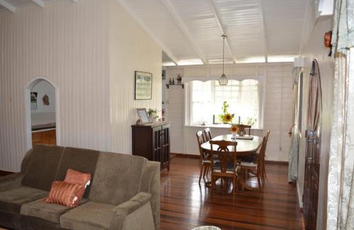 Georgetown House | Three Bedroom Holiday Accommodation