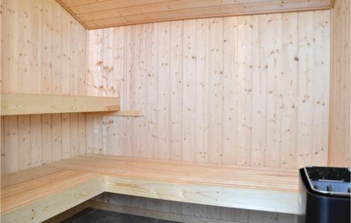Kulhuse House | Three-Bedroom Holiday Home In Jagerspris