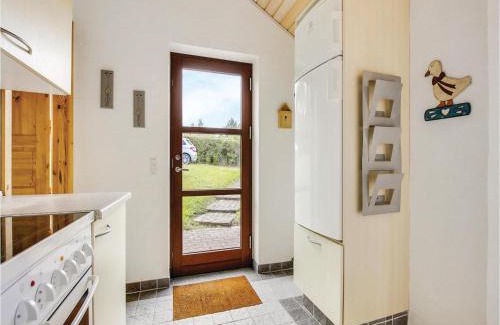 Lyngsbæk Strand House | Three-Bedroom Holiday Home In Ebeltoft