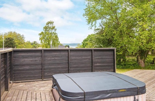 Hvidbjerg Strand House | Three-Bedroom Holiday home in Børkop 7