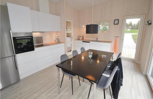 Skals House | Three-Bedroom Holiday Home In Skals