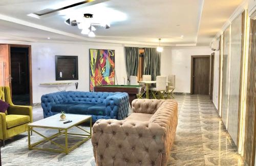 Lekki Phase 1 Apartment | Three Bedroom Homely Apartment