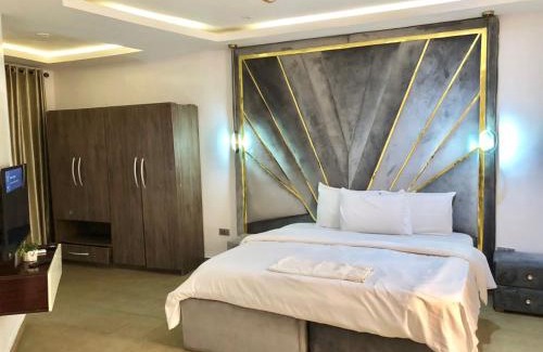 Lekki Phase 1 Apartment | Three Bedroom Homely Apartment