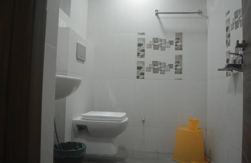HITEC City House | Three Bedroom Serviced Apartment With Fully Equipped Kitchen - Cloud9Homes
