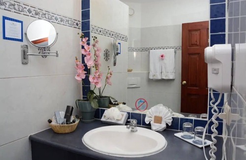 Los Brazos Condo | THREE BEDROOM SUITE