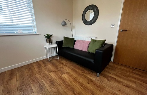 Telford House | Three Bedroom Townhouse with Parking