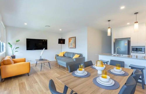 New Lambton House | Three Bedroom Townhouse