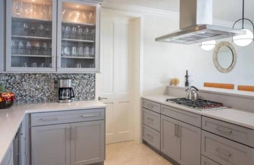 Bouvet Island House | Three-Bedroom Villa