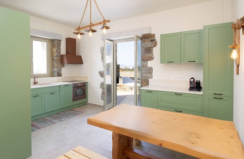 Plaka Villa | Three-Bedroom Villa - Stone Haven