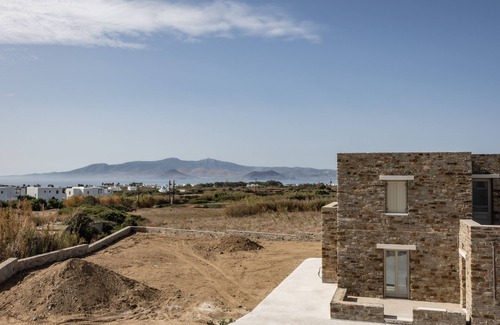 Plaka Villa | Three-Bedroom Villa - Stone Haven