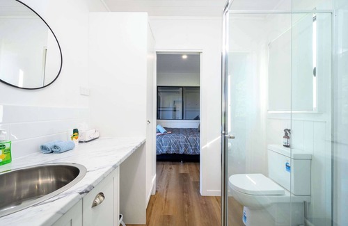 Mount Tamborine House | Three Pines Tiny Home - Your Mountain Escape