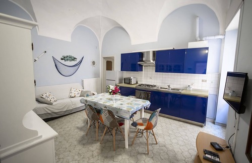 Santo Stefano al Mare Apartment | Three-room apartment only 20 metres from the sea